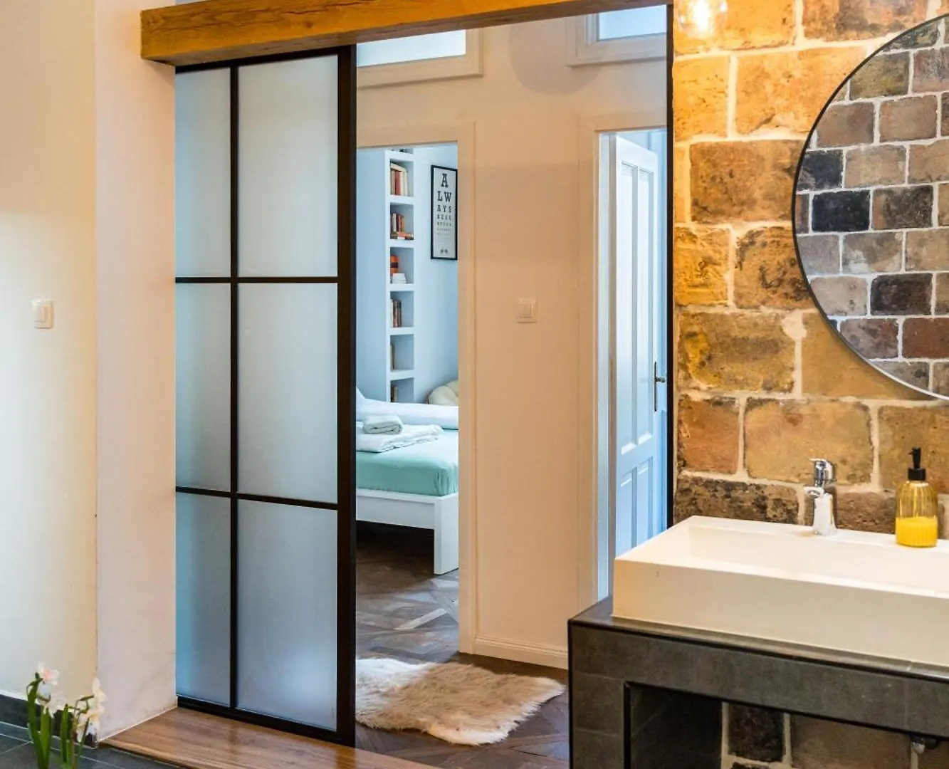 בודפשט 4Br Artdeco Elegance With Sauna דירה
