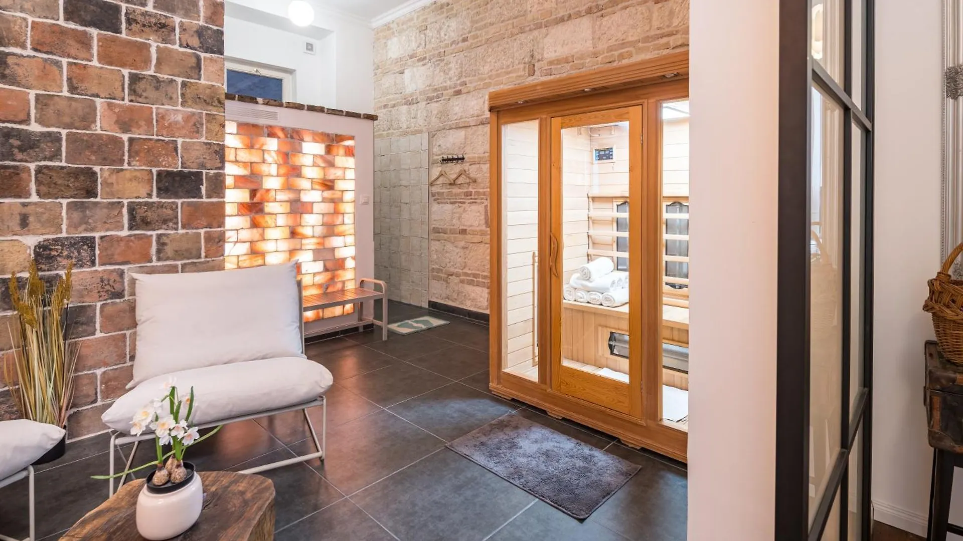 בודפשט 4Br Artdeco Elegance With Sauna דירה