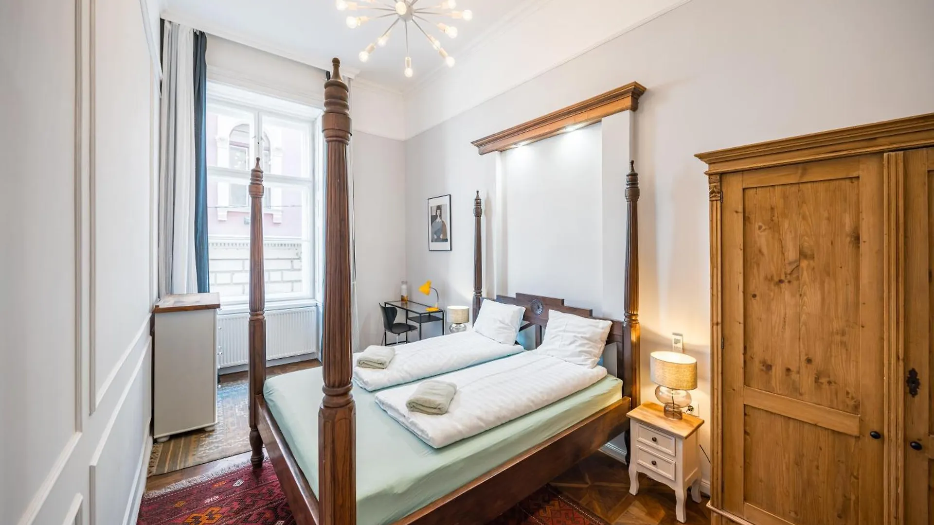 בודפשט 4Br Artdeco Elegance With Sauna 0*,